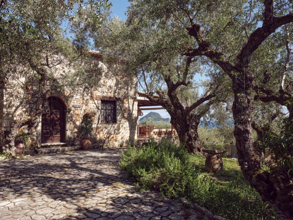 Leeda's Village *